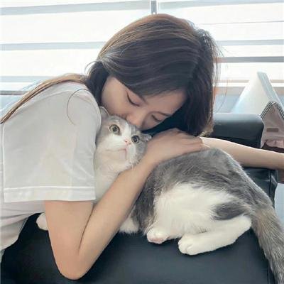 罗西与莫妮卡之骊靬情